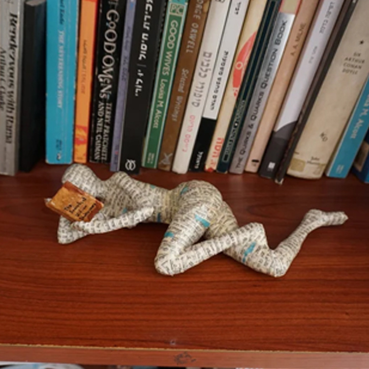 The Reading woman Abstract Sta - Abstract Sculpture Resin 评论和价格