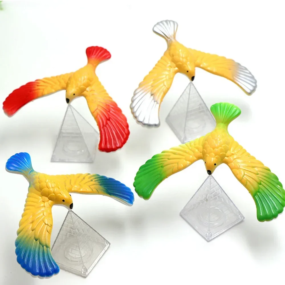 Balancing Eagle with Pyramid S - Home Decor Ikea 评论和价格