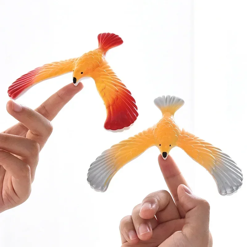 Balancing Eagle with Pyramid S - Home Decor Ikea 评论和价格