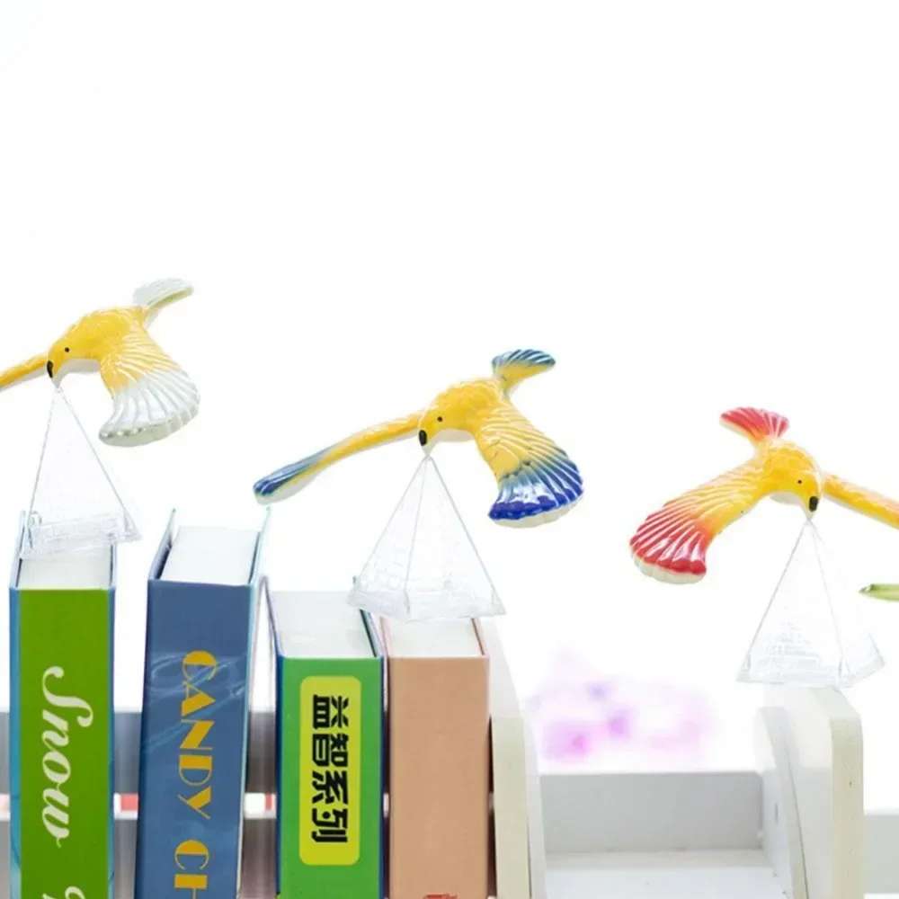 Balancing Eagle with Pyramid S - Home Decor Ikea 评论和价格